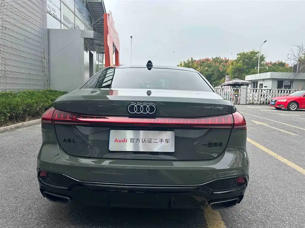Audi A5L — миниатюра 5