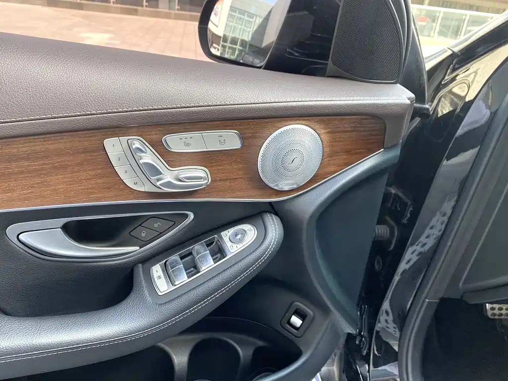Mercedes-Benz GLC 2021 GLC 300 L 4MATIC