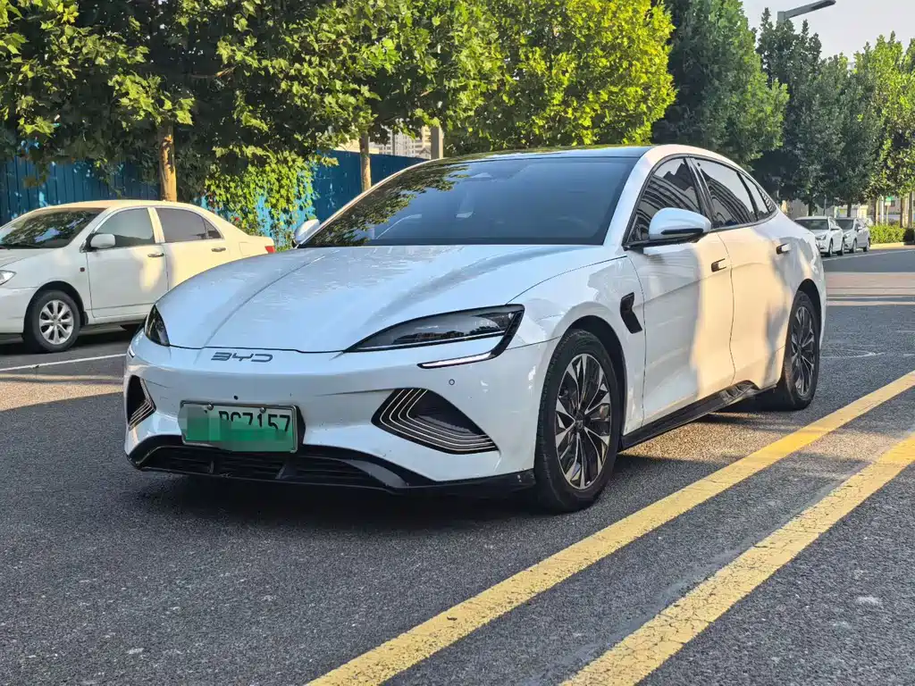 BYD Seal