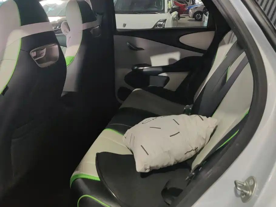 BYD Dolphin — миниатюра 11