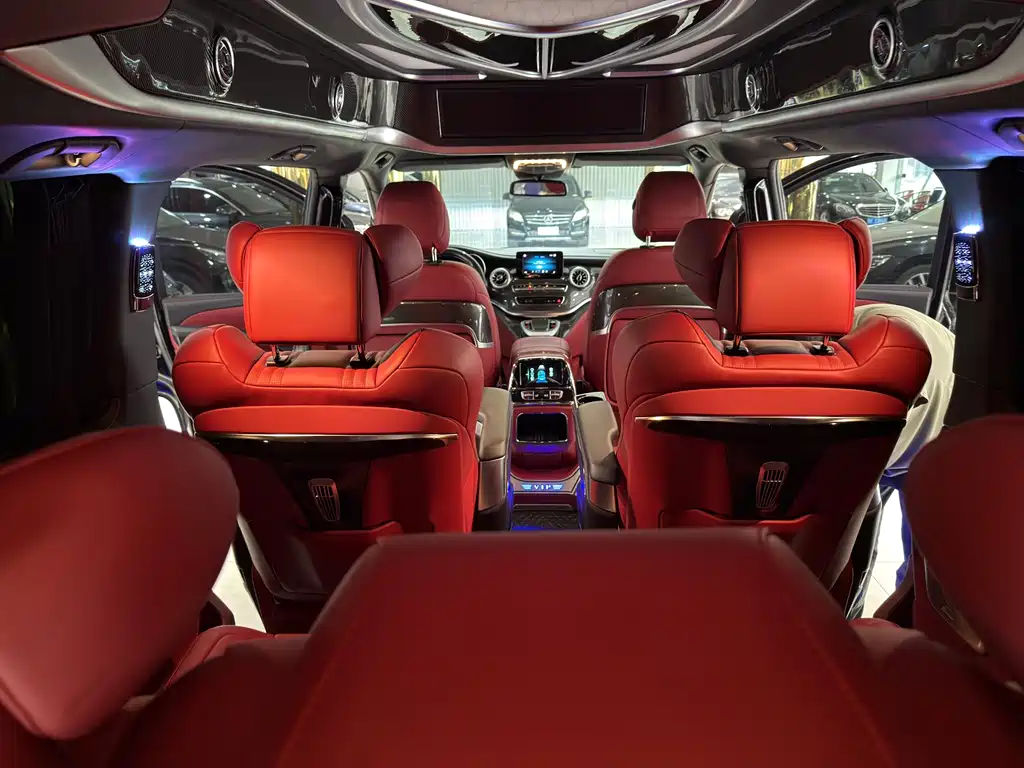 Mercedes-Benz V-Class (Import) — миниатюра 12