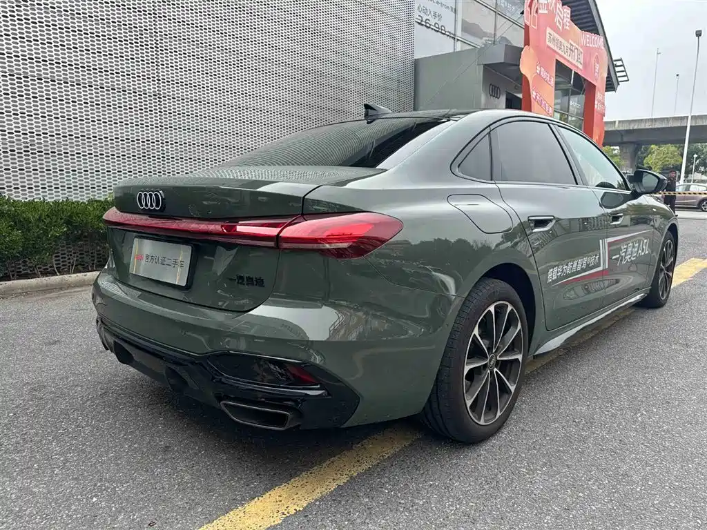 Audi A5L — миниатюра 6