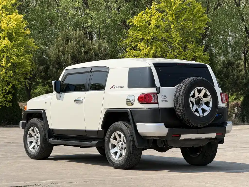 Toyota FJ Cruiser FJ 2020 4.0L AT