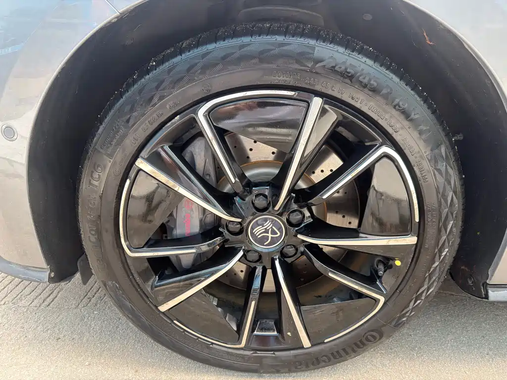 BYD Han — миниатюра 7