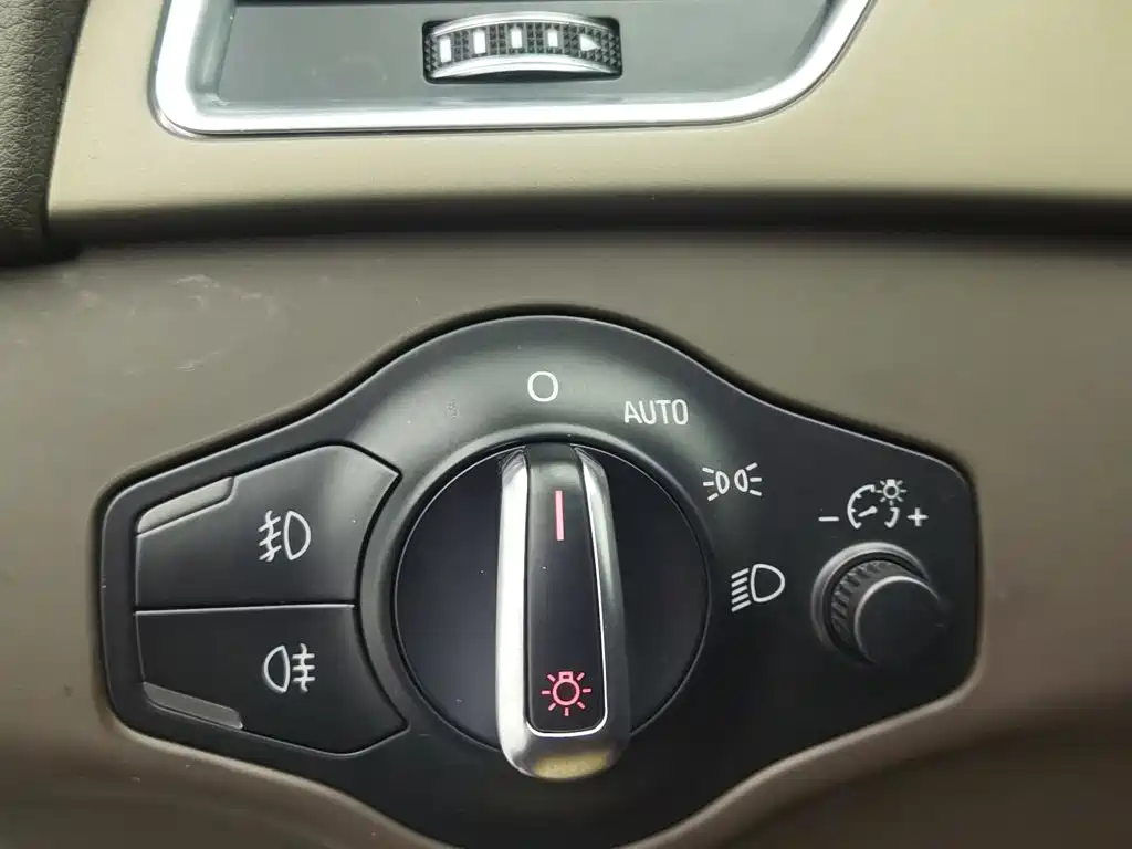 Audi A4 (Import) — миниатюра 21