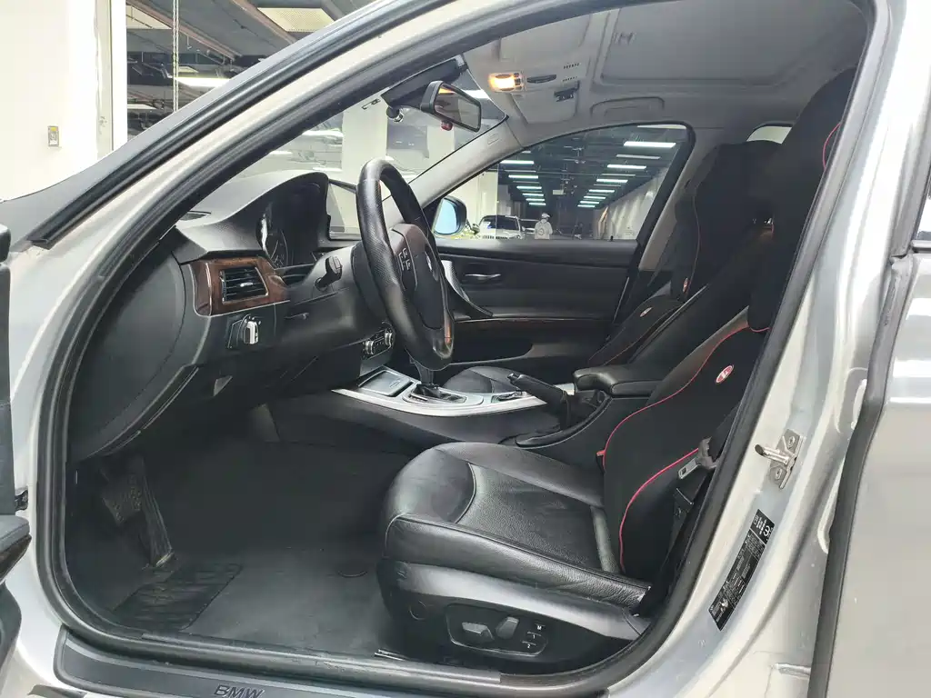 BMW 3 Series 3 2009 320i Fashion