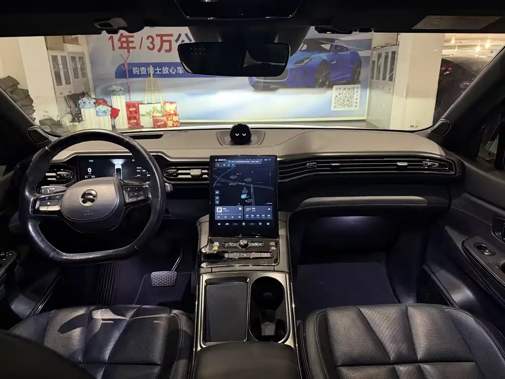 NIO ES8 — миниатюра 5