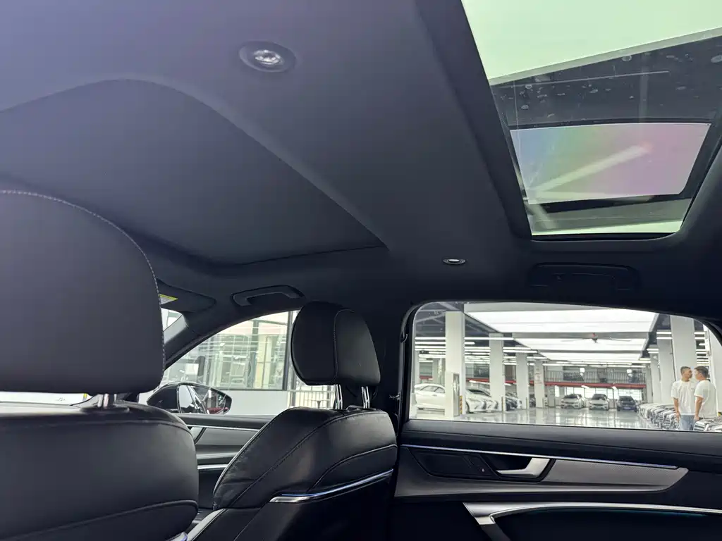 Audi A6L — миниатюра 10