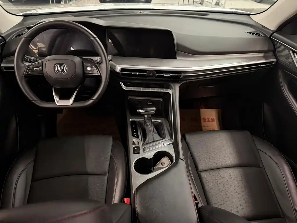 Changan CS35PLUS — миниатюра 8