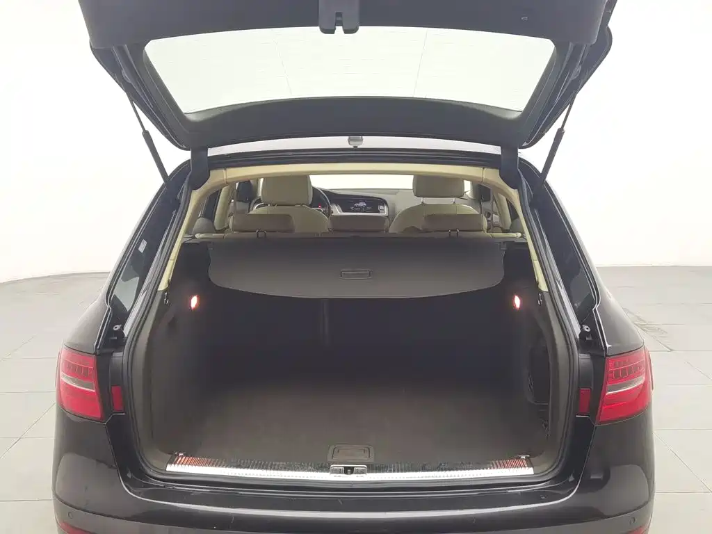 Audi A4 (Import) — миниатюра 16