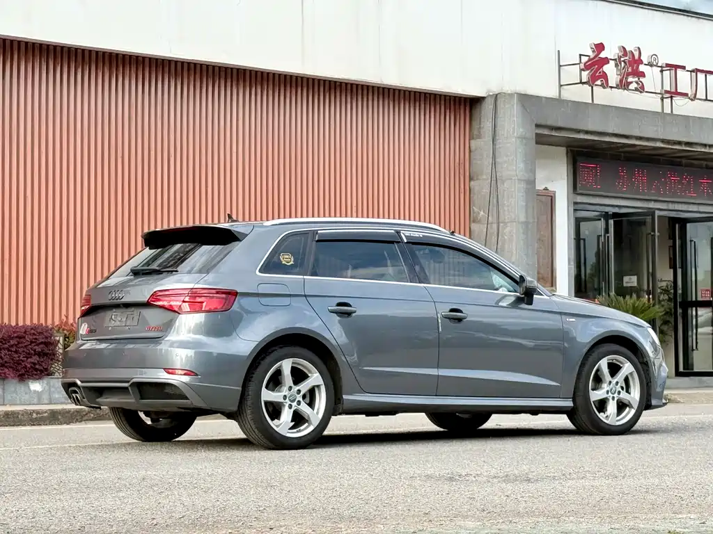 Audi A3 2019 Sportback 35 TFSI Fashion VI