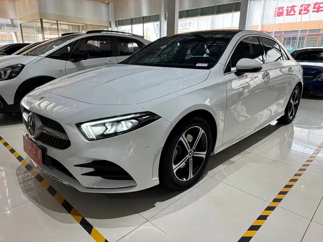 MERCEDES-BENZ A CLASS 2023