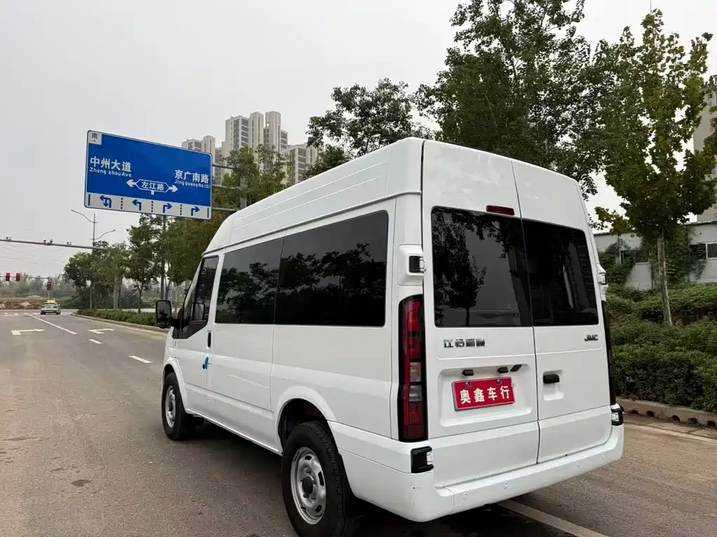 JMC JMC Fushun — миниатюра 9