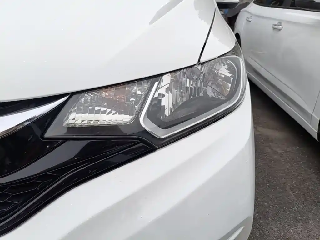Honda Fit — миниатюра 24