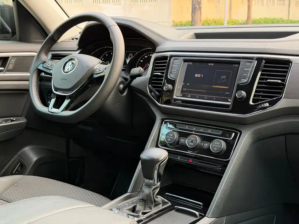 Volkswagen Teramont — миниатюра 13