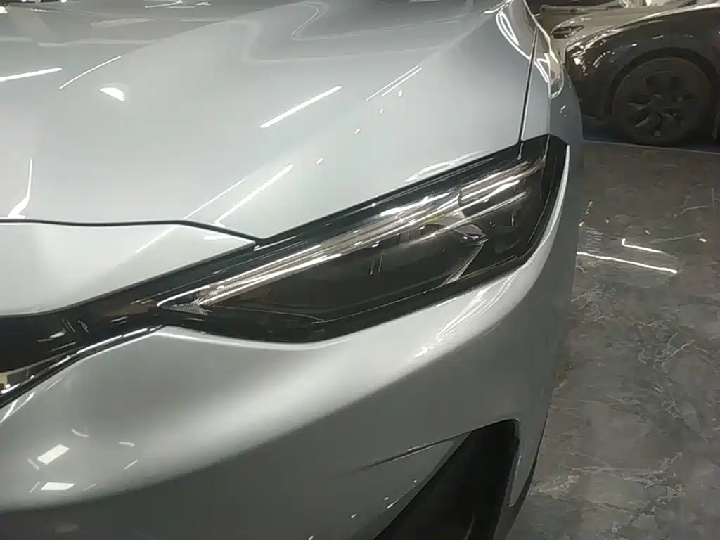 Chevrolet Menlo — миниатюра 24