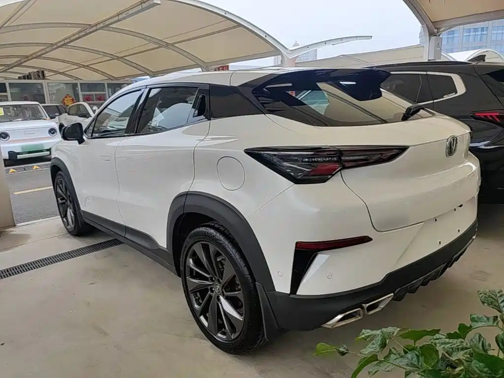 Changan UNI-T — миниатюра 5