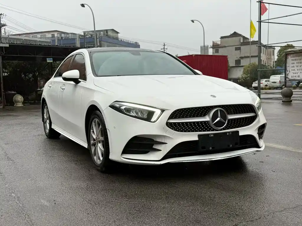 MERCEDES-BENZ A CLASS