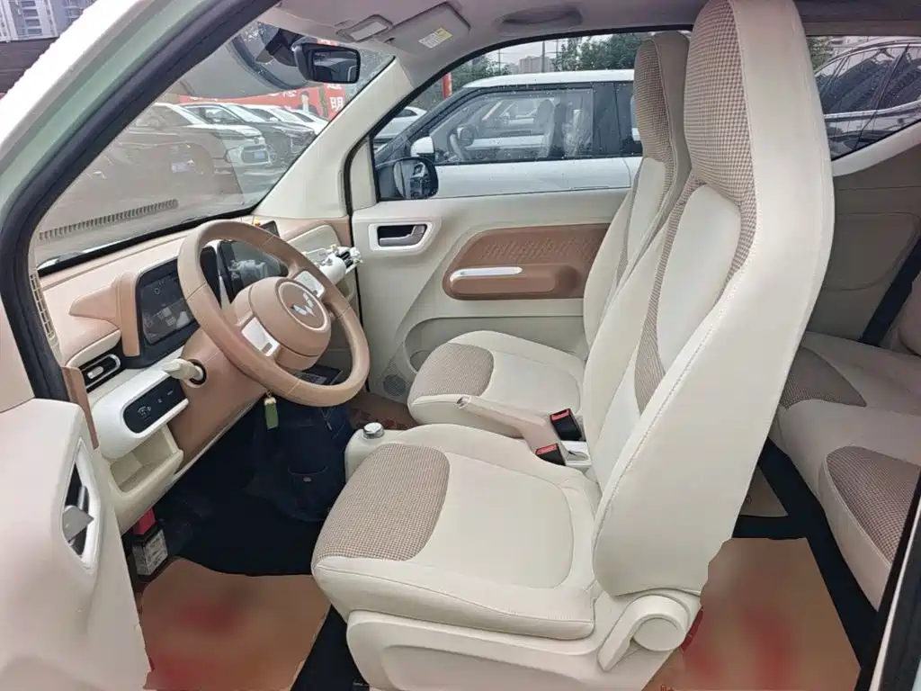 Wuling MINIEV — миниатюра 15