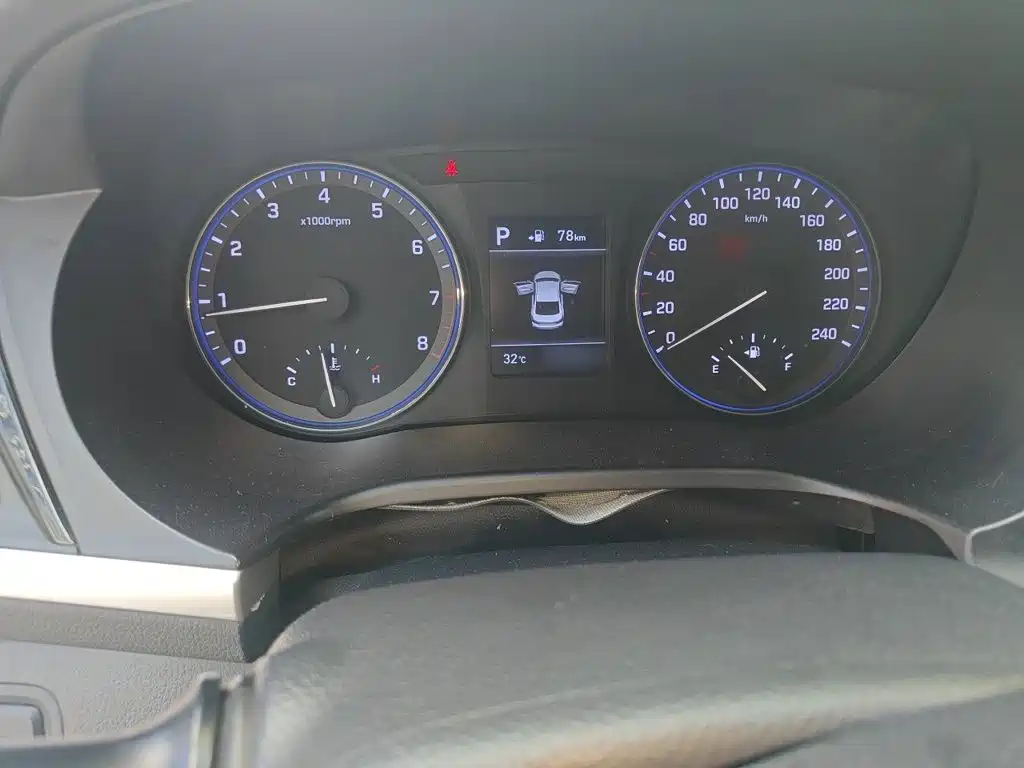 Hyundai Mistra — миниатюра 4