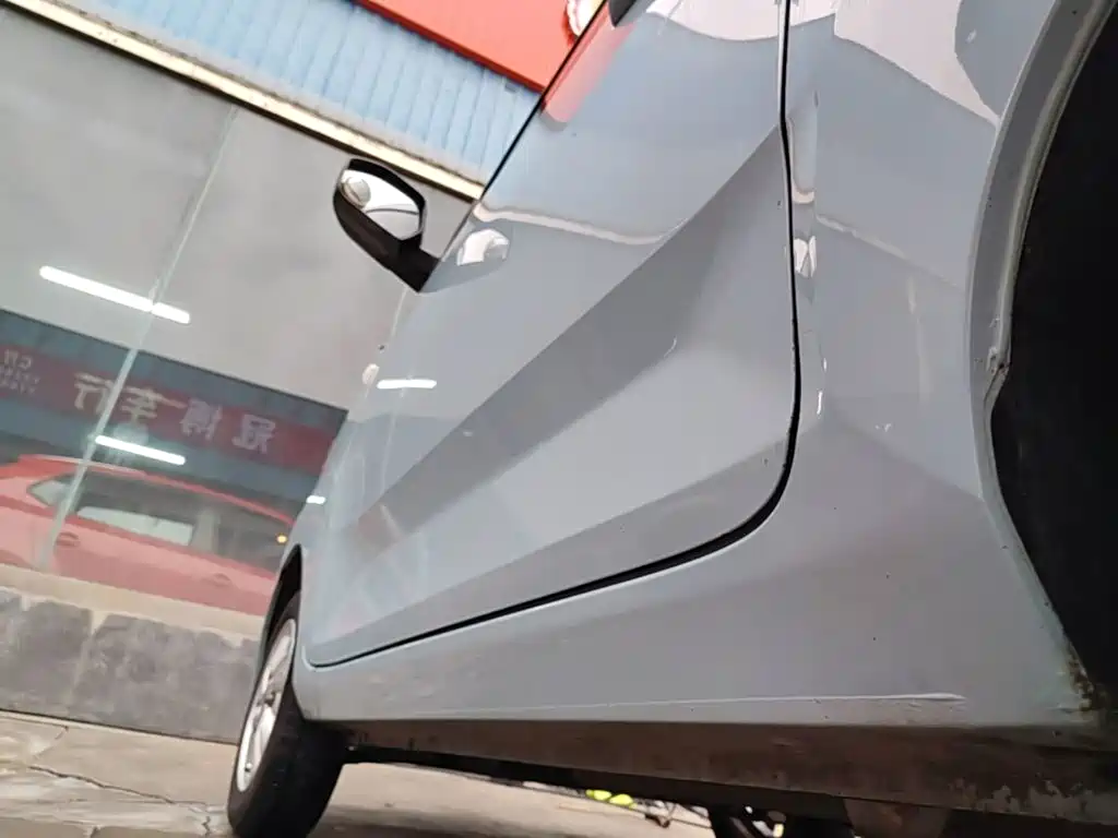 Wuling MINIEV — миниатюра 22