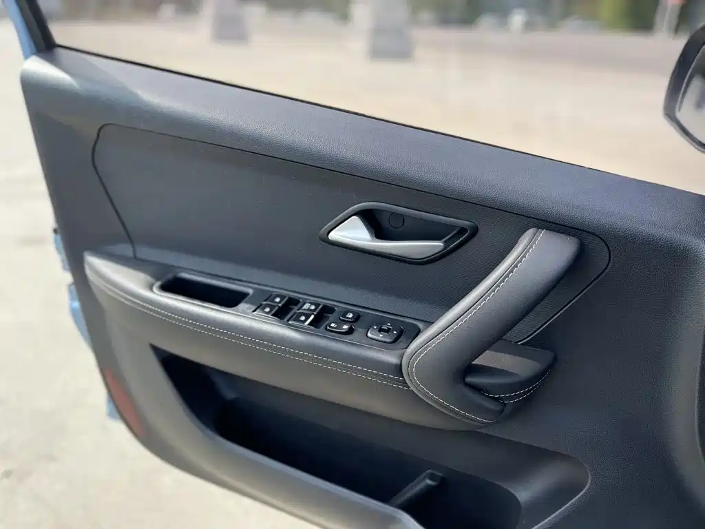 JAC JAC iEV6E — миниатюра 11