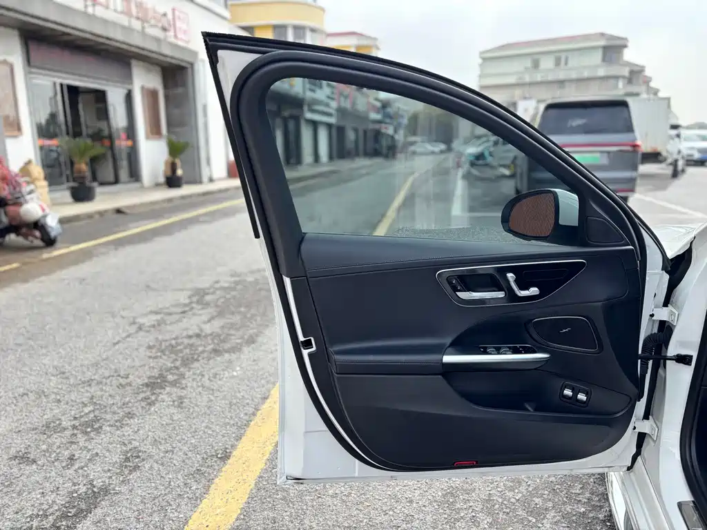 Mercedes-Benz C-Class C 2024 C 350 eL