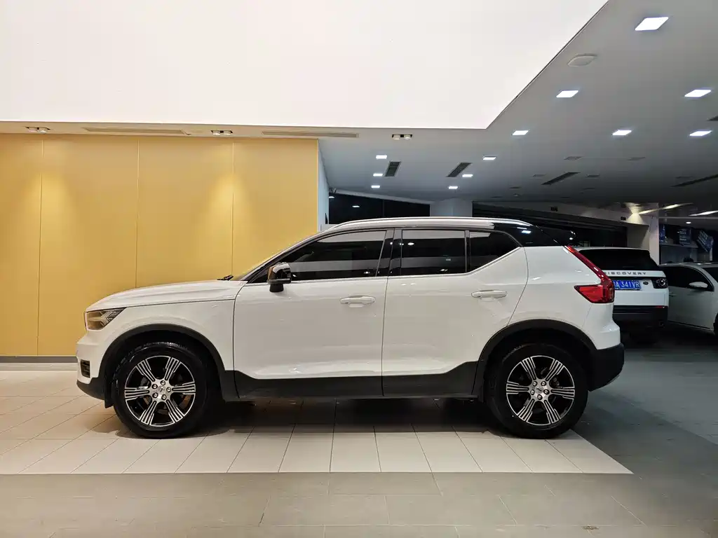 Volvo XC40 2020 T3 Luxury