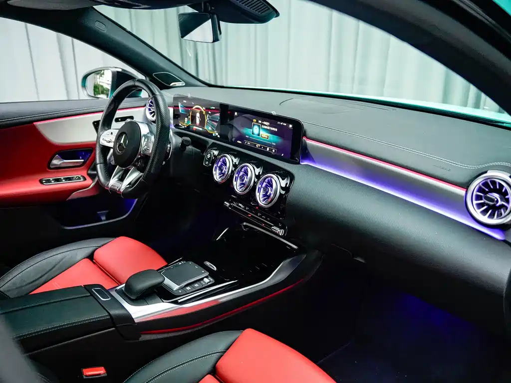 Mercedes-Benz A-Class AMG (Import) — миниатюра 7