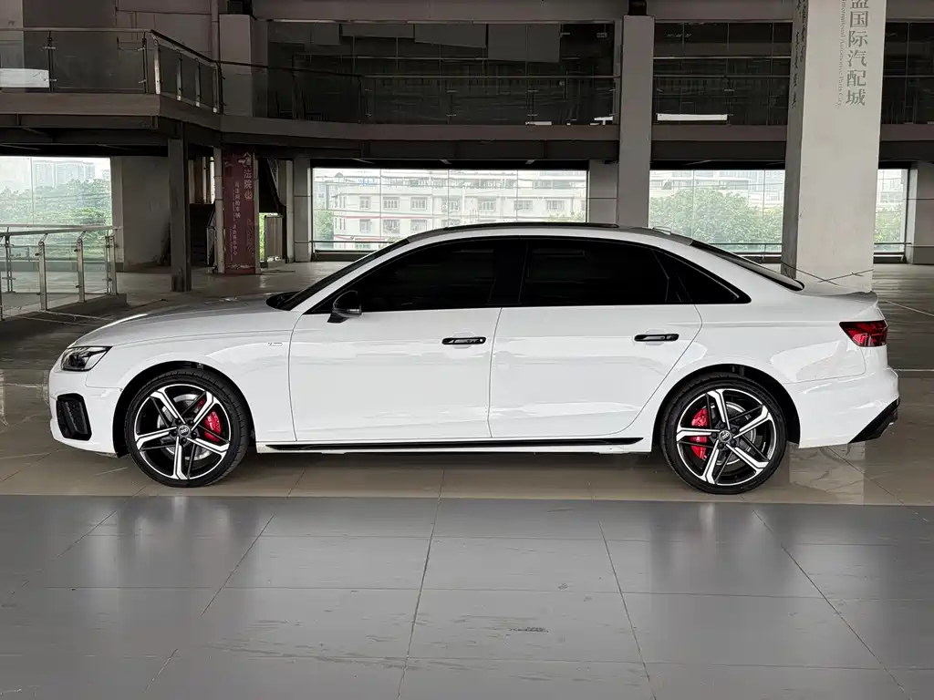 Audi A4L — миниатюра 3