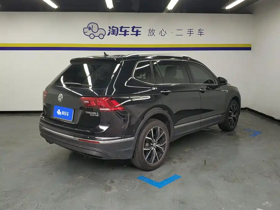 Volkswagen Tiguan L L 2020 330TSI AT Luxury VI
