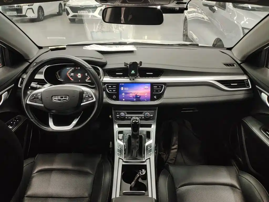 Geely Emgrand — миниатюра 10