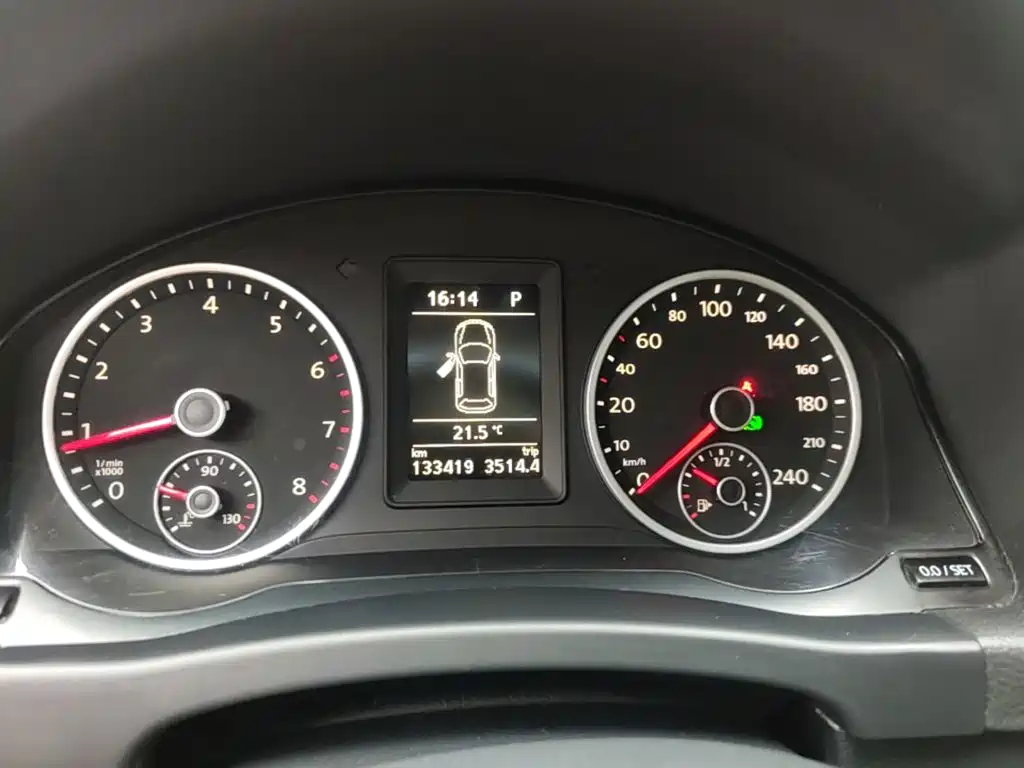 Volkswagen Tiguan — миниатюра 12