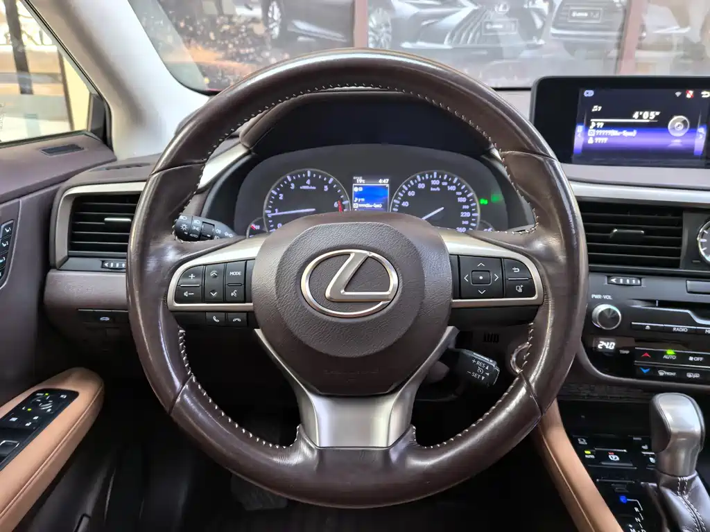 Lexus RX — миниатюра 5