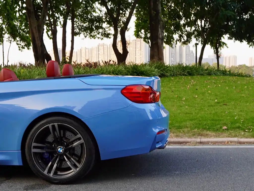 BMW M4 — миниатюра 29