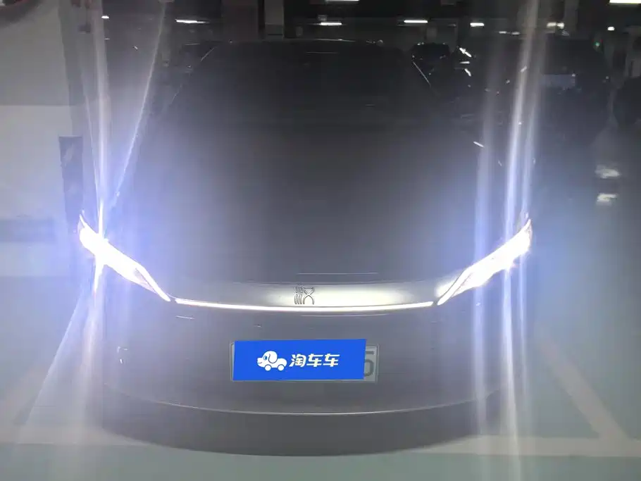 BYD Han — миниатюра 2