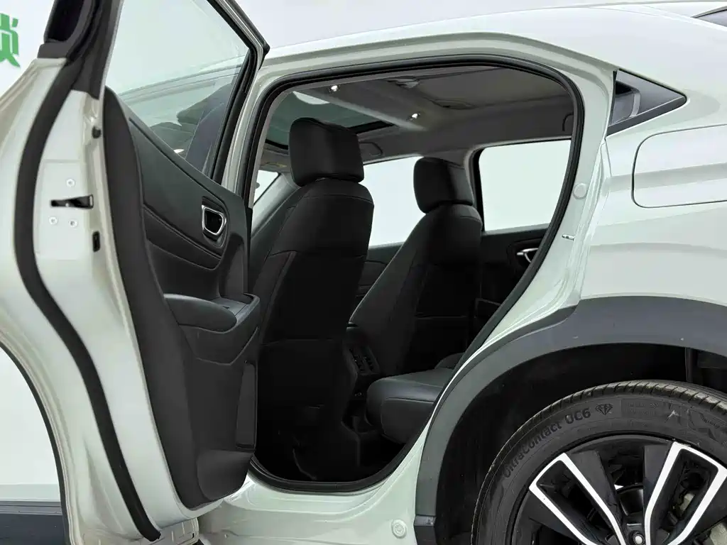Honda Vezel 2023 1.5L CVT Luxury