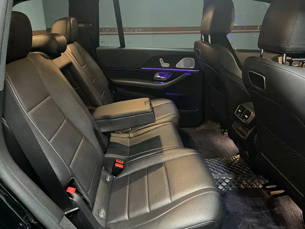 Mercedes-Benz GLS — миниатюра 21