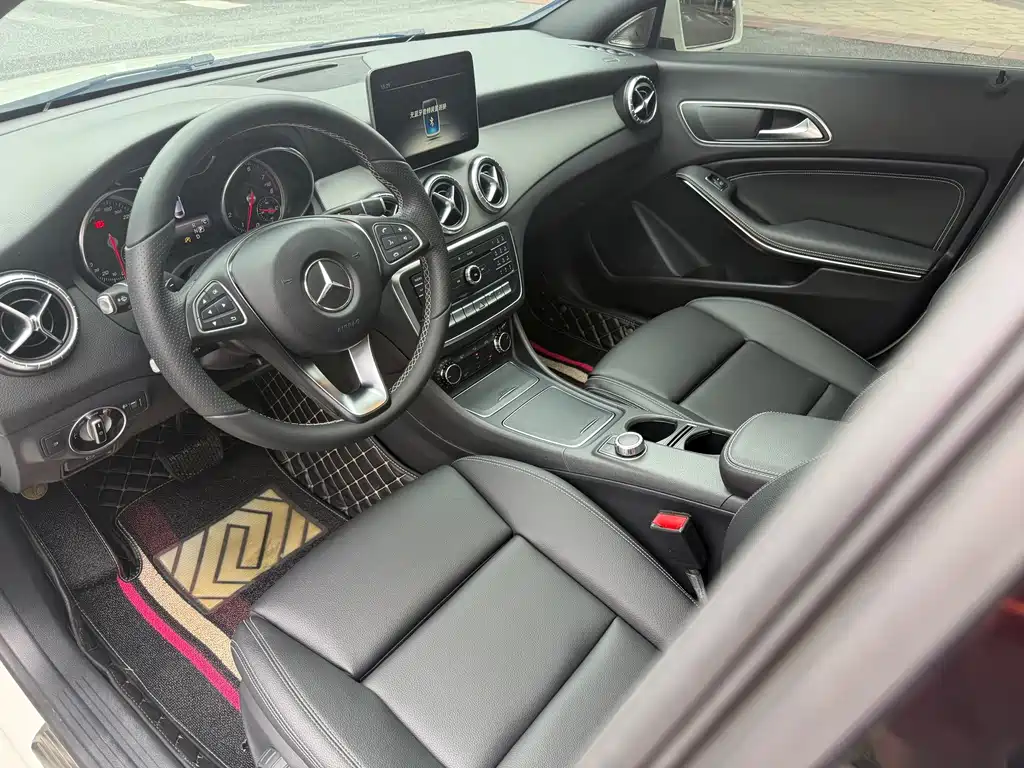 Mercedes-Benz CLA (Import) — миниатюра 4
