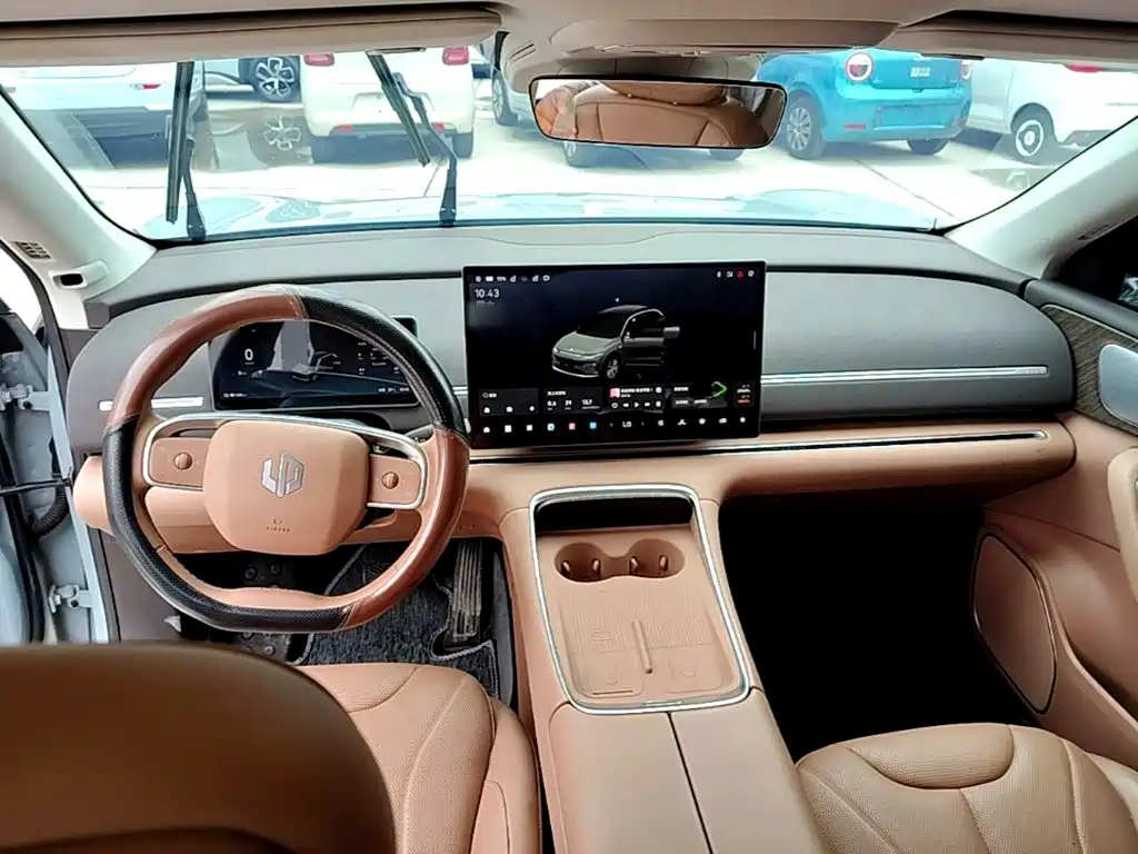 Leapmotor Leapmotor C11 — миниатюра 10