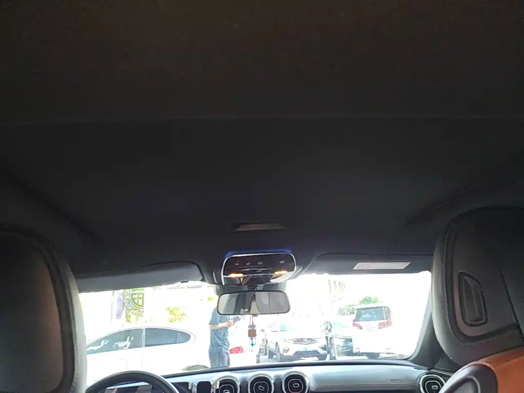 Mercedes-Benz C-Class — миниатюра 18