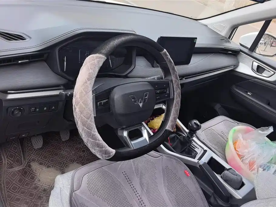 WULING WULING JIACHEN