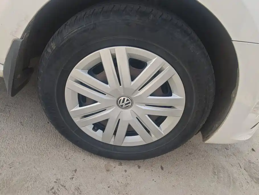 Volkswagen Polo — миниатюра 6