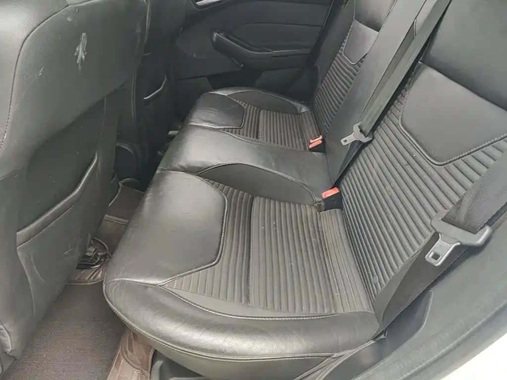 Ford Focus — миниатюра 17