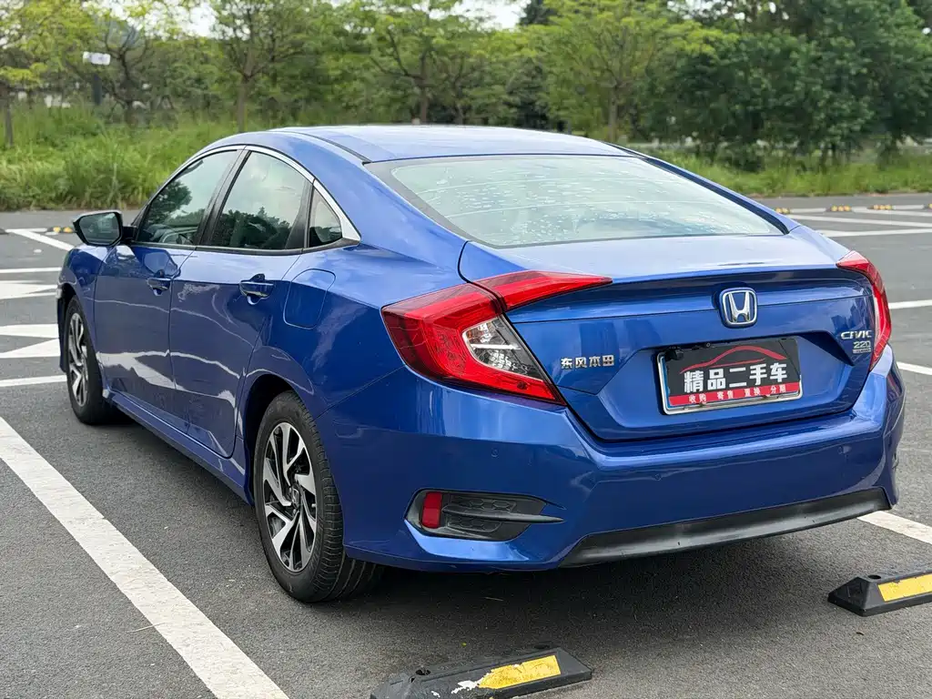Honda Civic — миниатюра 7