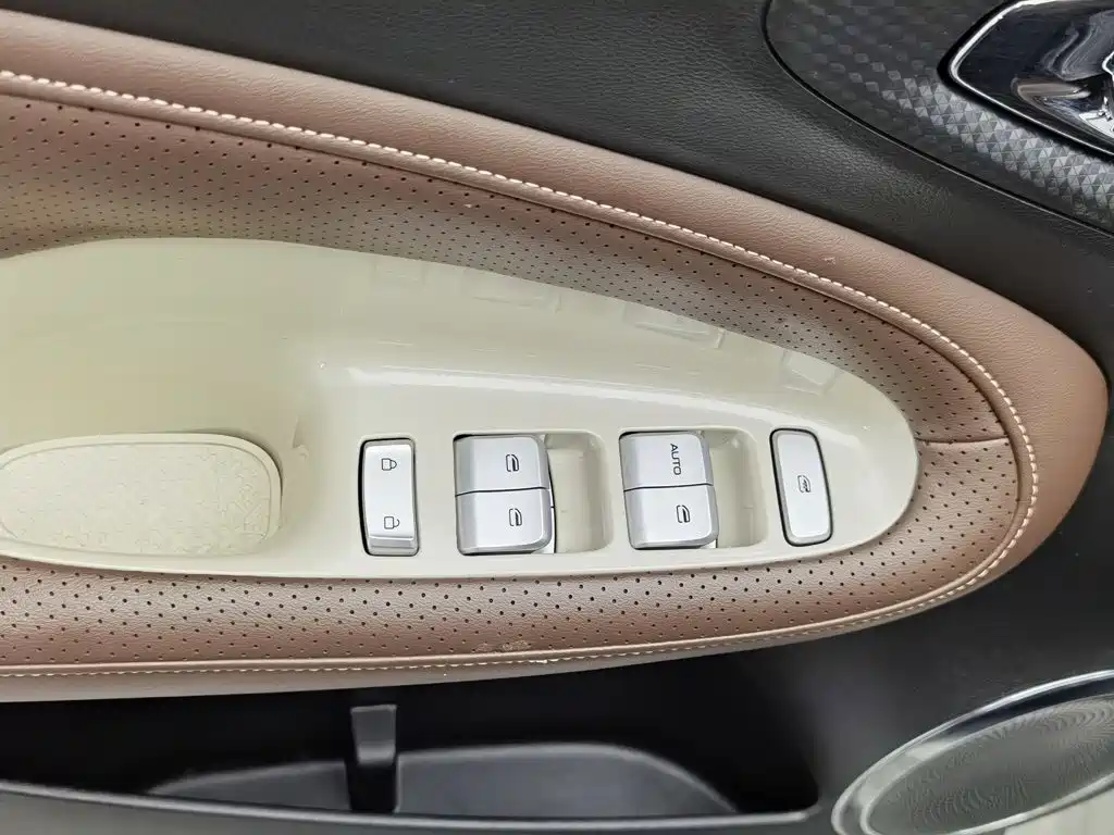 Wuling Bingo — миниатюра 9