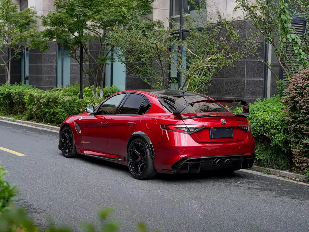 Alfa Romeo Giulia — миниатюра 6