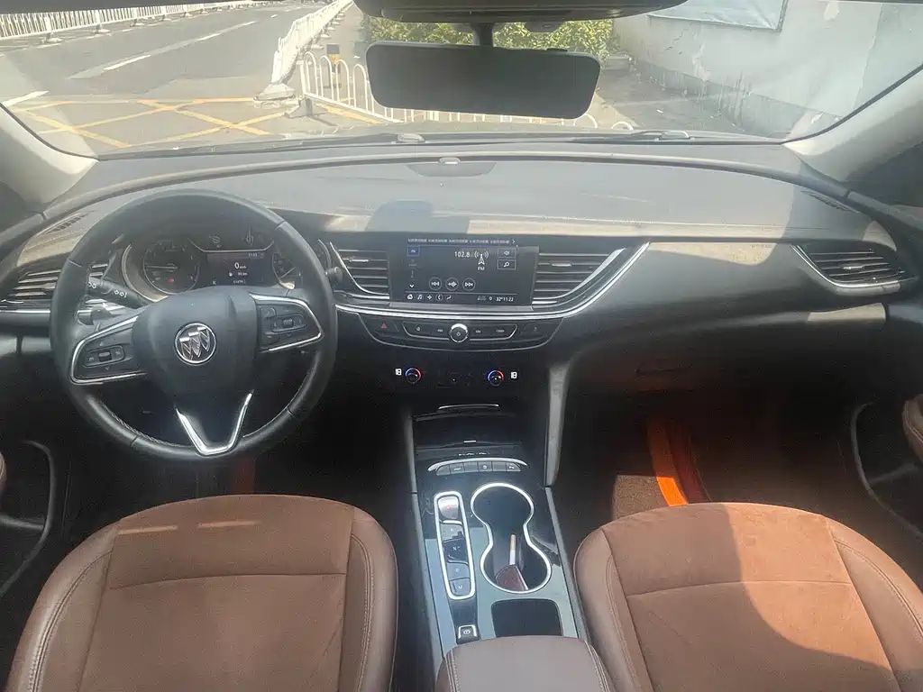 Buick Regal — миниатюра 6