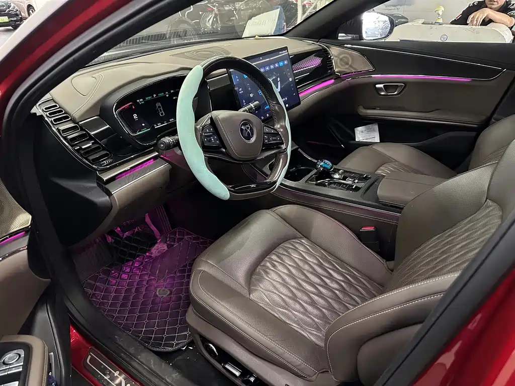 BYD Han — миниатюра 7