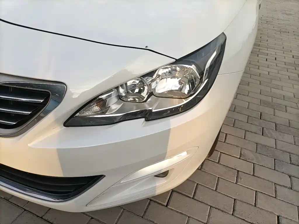 Peugeot 408 — миниатюра 24